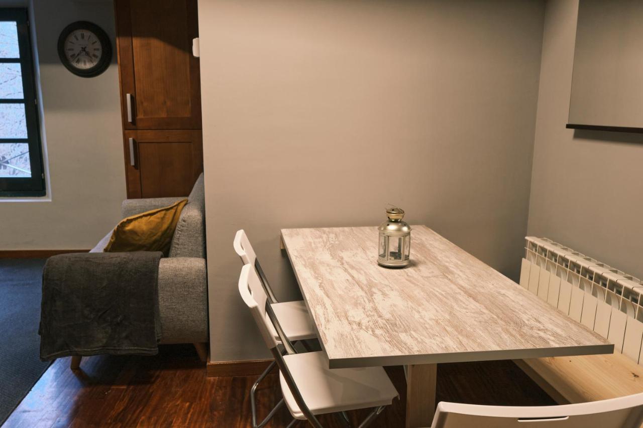 Magnolia Can Mateu, Bonito Apartamento Centrico Con Parking Camprodon Kültér fotó