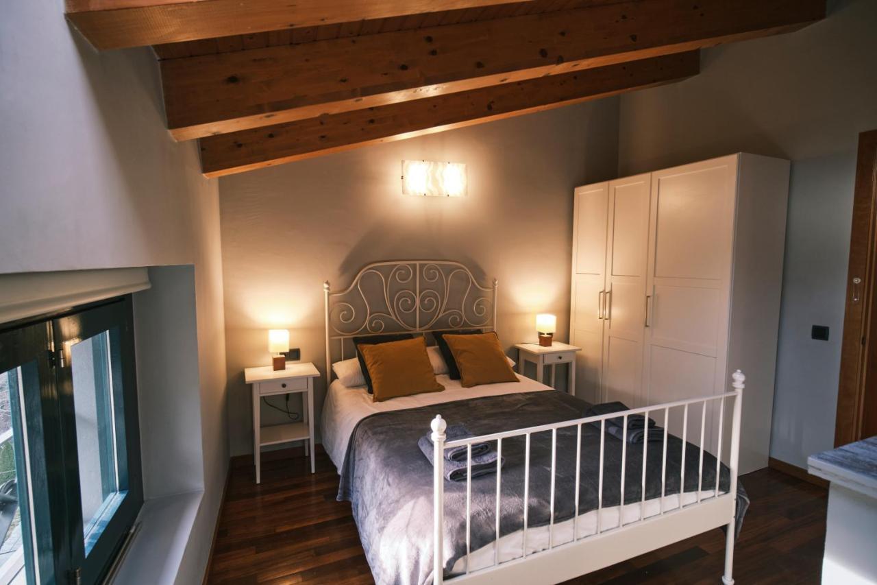 Magnolia Can Mateu, Bonito Apartamento Centrico Con Parking Camprodon Kültér fotó