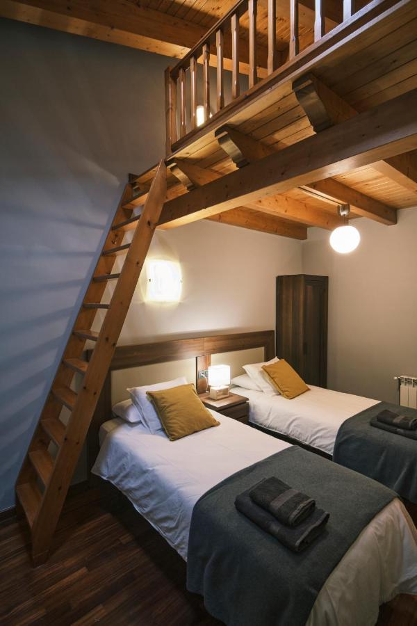 Magnolia Can Mateu, Bonito Apartamento Centrico Con Parking Camprodon Kültér fotó